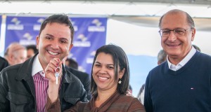 Governo entrega 320 casas da CDHU no Programa Serra do Mar em Cubatão