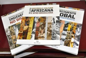 Rede municipal recebe kit de livros sobre história africana, indígena e aquecimento global