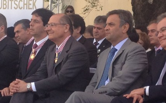 Tucanos participam de entrega da Medalha JK em Diamantina