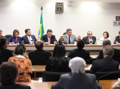 Lideranças tucanas participam de lançamento do Portal Social do Brasil