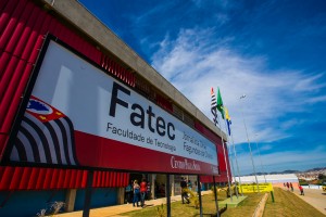 Alckmin inaugura Fatec em  Bragança Paulista.
