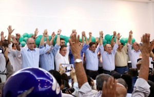 aecio-feira-de-santana-orlandobrito-23b-300x190