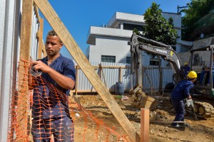 Inicio das obras da Policlínica do Morrro São Bento