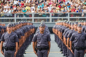 Formatura Polícia Militar.