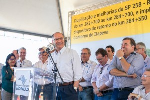 Entrega de contorno em Itapeva.