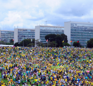 brasilia-george-gianni-reduzida-300x277