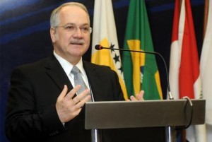 luiz_edson_fachin-1-divulgacao_tjpr-300x201