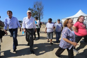 O governador do estado de São Paulo, Dr. Geraldo Alckmin, participa da cerimônia de lançamento das obras de 1536 moradias do empreendimento Bem Viver, em Pindamonhangaba. Data: 10/07/2015. Local: Pindamonhangaba/SP.   Foto: Gilberto Marques/A2img