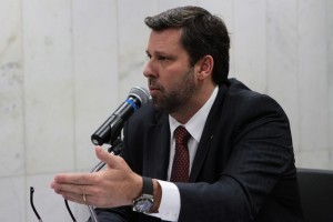 carlos-sampaio-foto-psdb-na-camara-3-300x200