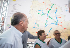 O Governador de São Paulo inaugurou o viaduto de ligação de Campo Limpo Paulista e a Rodovia SP354. O evento aconteceu num trecho do viaduto que possui 1,7km de extensão no municipio de Campo Limpo Pauslita. Campo Limpo Paulista 27/10/2015 - Foto: Eduardo Saraiva/A2IMG